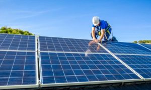 Installation et mise en production des panneaux solaires photovoltaïques à La Fouillouse